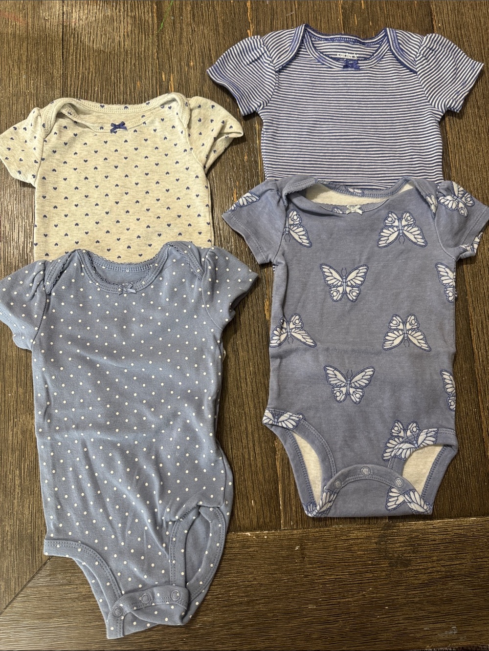 Carter’s Baby Girl Bodysuit Bundle | Size 6M | 4 Short Sleeve Onesies